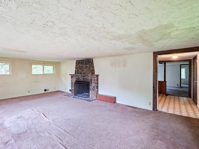 4410 Se ALDERCREST Rd, Milwaukie, OR 97222