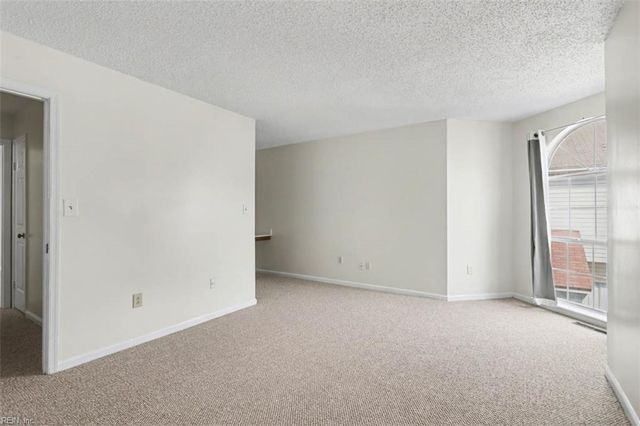 4658 Georgetown PL, Virginia Beach, VA 23455