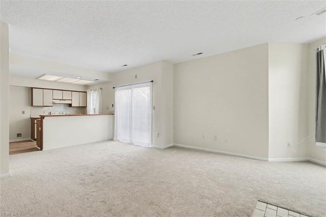 4658 Georgetown PL, Virginia Beach, VA 23455