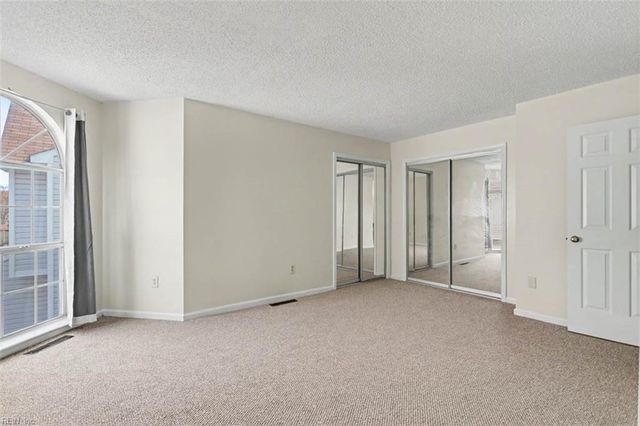 4658 Georgetown PL, Virginia Beach, VA 23455