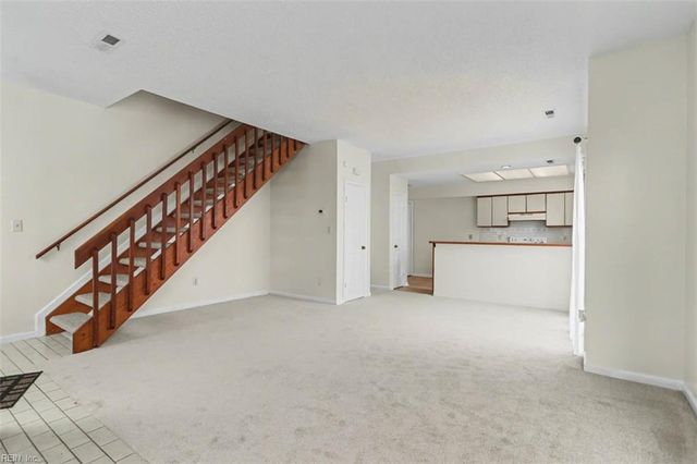 4658 Georgetown PL, Virginia Beach, VA 23455