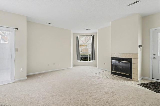 4658 Georgetown PL, Virginia Beach, VA 23455