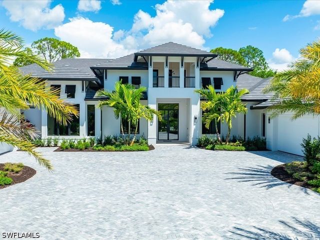 500 Ridge DR, Naples, FL 34108