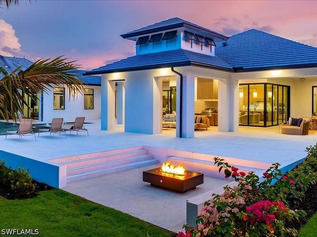 500 Ridge DR, Naples, FL 34108