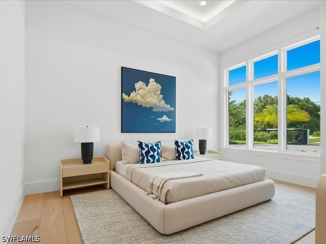500 Ridge DR, Naples, FL 34108