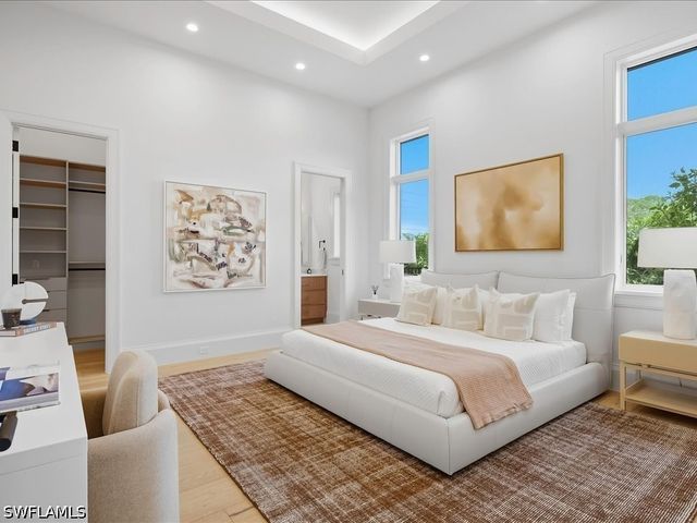 500 Ridge DR, Naples, FL 34108