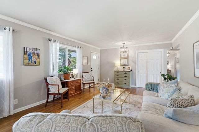 805 Hildeen Drive, Lexington, KY 40502