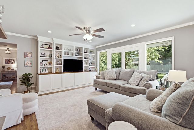 805 Hildeen Drive, Lexington, KY 40502