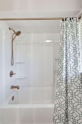 805 Hildeen Drive, Lexington, KY 40502