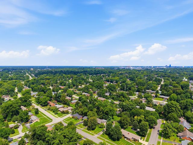 805 Hildeen Drive, Lexington, KY 40502