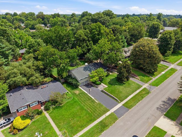 805 Hildeen Drive, Lexington, KY 40502