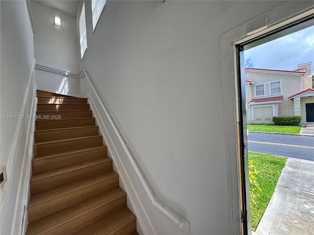 201 Belmont Ln 201, North Lauderdale, FL 33068