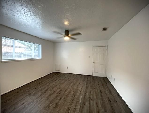 15523 Pensgate Street, Houston, TX 77062
