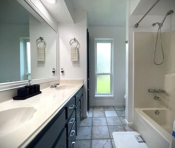 15523 Pensgate Street, Houston, TX 77062