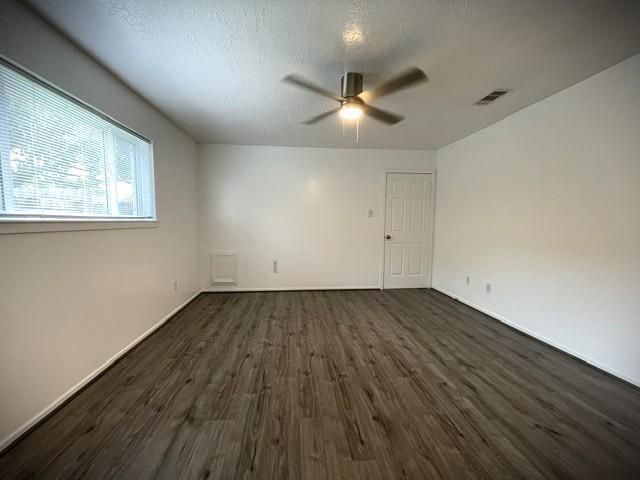 15523 Pensgate Street, Houston, TX 77062