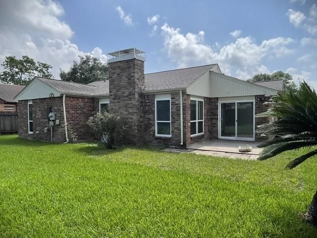 15523 Pensgate Street, Houston, TX 77062