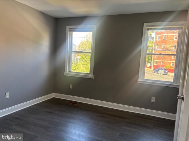 1427 MORRIS RD SE, Washington, DC 20020
