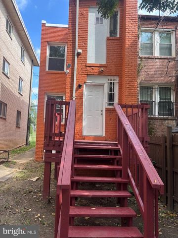 1427 MORRIS RD SE, Washington, DC 20020