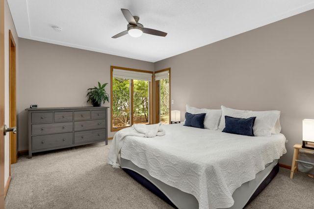 2955 Regent Avenue N, Golden Valley, MN 55422