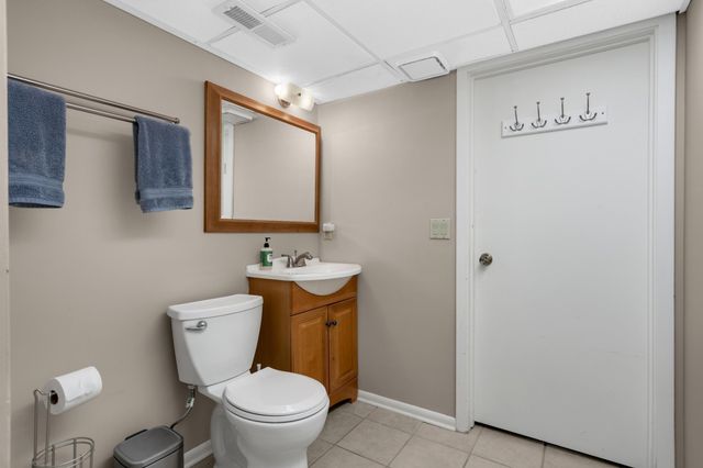 2955 Regent Avenue N, Golden Valley, MN 55422