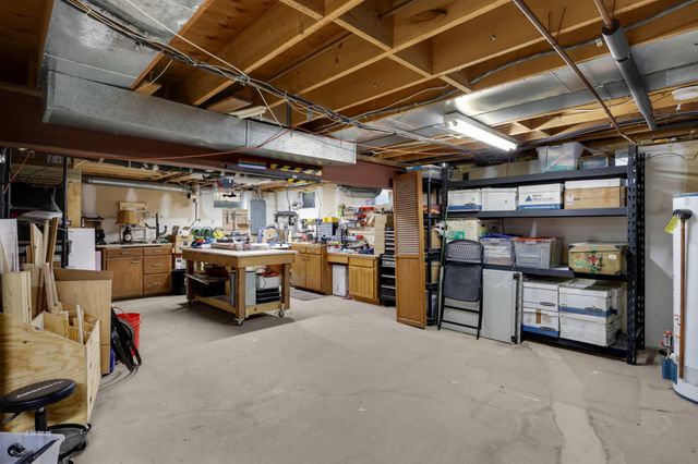 2955 Regent Avenue N, Golden Valley, MN 55422