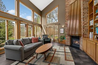 2955 Regent Avenue N, Golden Valley, MN 55422