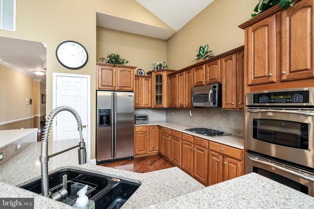 101 RIDGWAY DR, Bordentown, NJ 08505