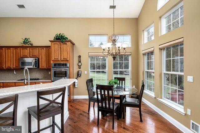 101 RIDGWAY DR, Bordentown, NJ 08505