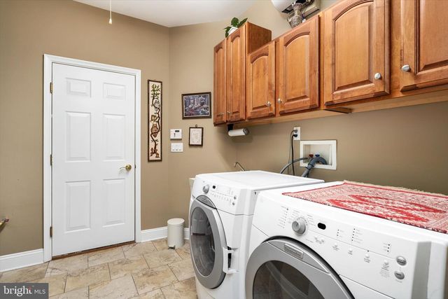 101 RIDGWAY DR, Bordentown, NJ 08505