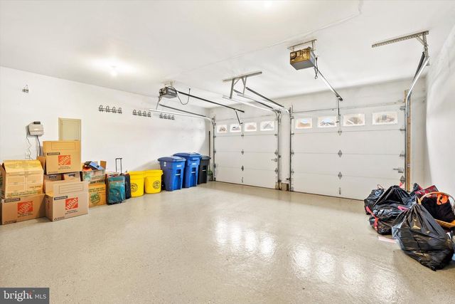 101 RIDGWAY DR, Bordentown, NJ 08505