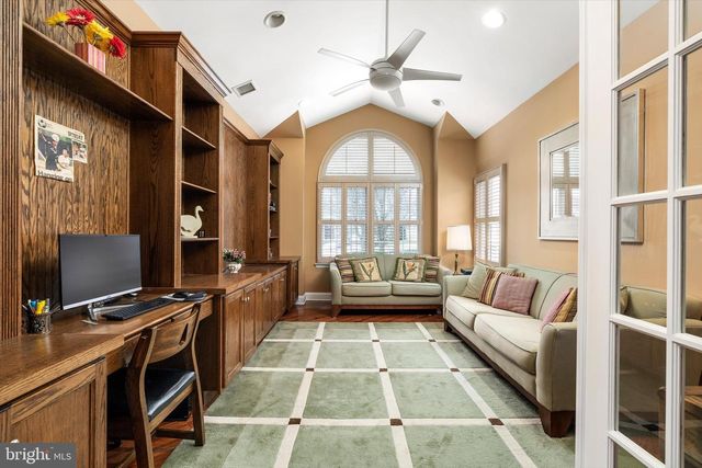 101 RIDGWAY DR, Bordentown, NJ 08505