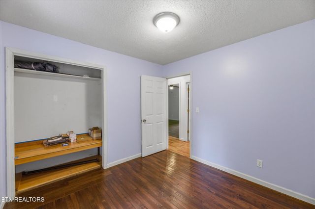 301 Wayman Rd, Madisonville, TN 37354