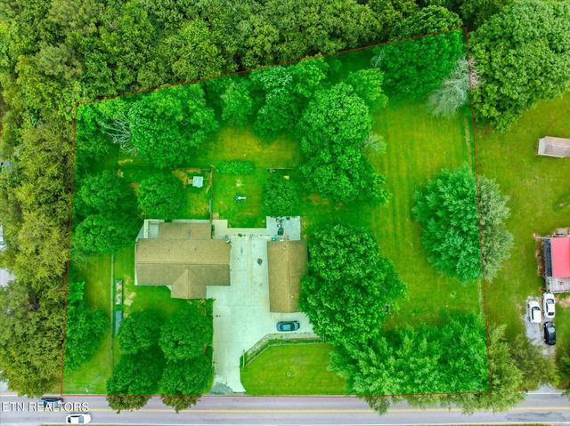 301 Wayman Rd, Madisonville, TN 37354