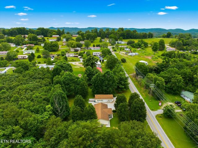 301 Wayman Rd, Madisonville, TN 37354