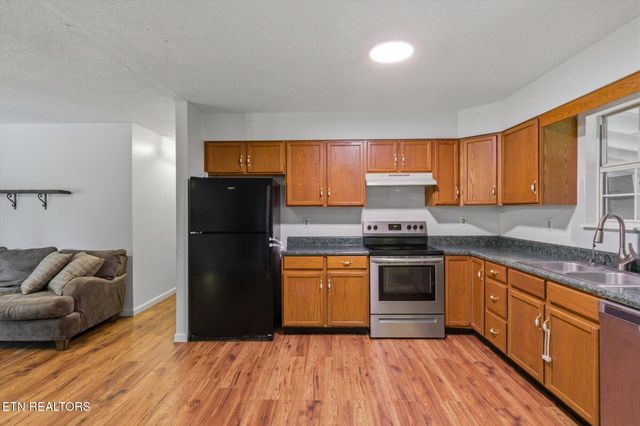 301 Wayman Rd, Madisonville, TN 37354