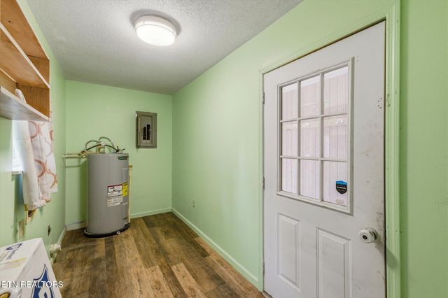 301 Wayman Rd, Madisonville, TN 37354