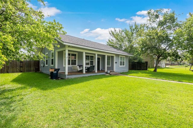 705 Welsh Avenue, College Station, TX 77840