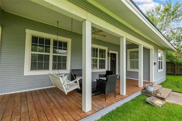 705 Welsh Avenue, College Station, TX 77840