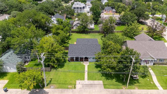 705 Welsh Avenue, College Station, TX 77840