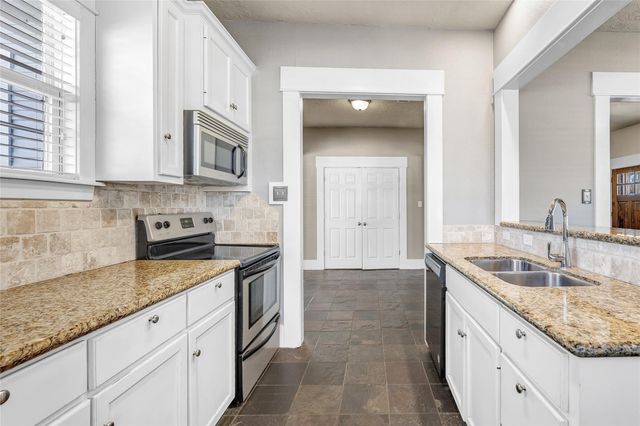 705 Welsh Avenue, College Station, TX 77840