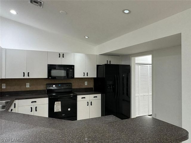 160 19th ST SW, Naples, FL 34117