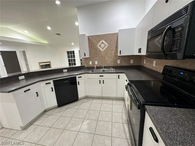 160 19th ST SW, Naples, FL 34117