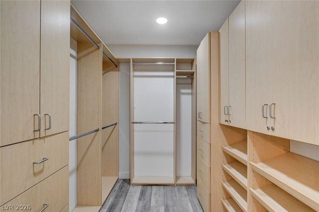 2999 Bel Air Drive, Las Vegas, NV 89109