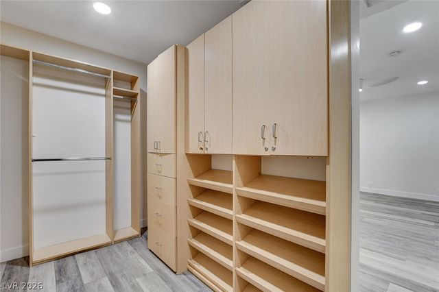 2999 Bel Air Drive, Las Vegas, NV 89109