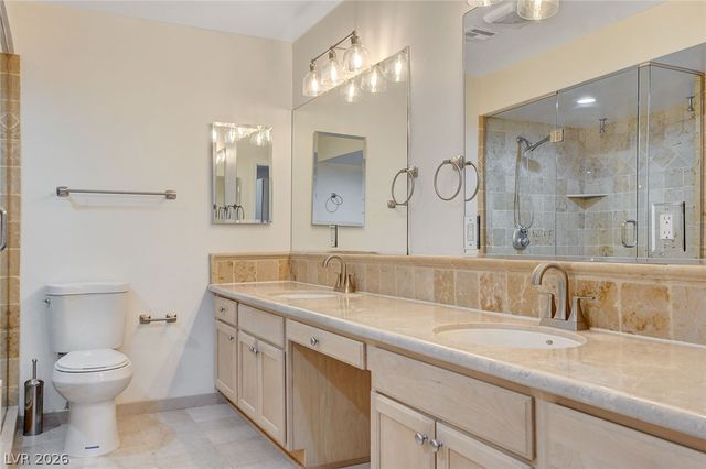 2999 Bel Air Drive, Las Vegas, NV 89109