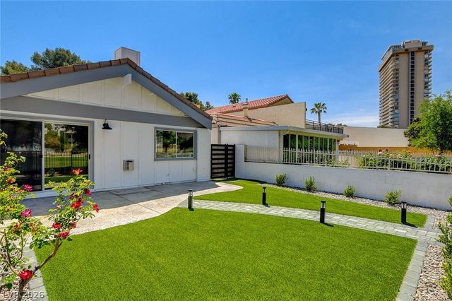 2999 Bel Air Drive, Las Vegas, NV 89109