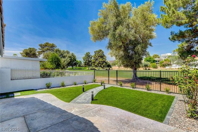 2999 Bel Air Drive, Las Vegas, NV 89109