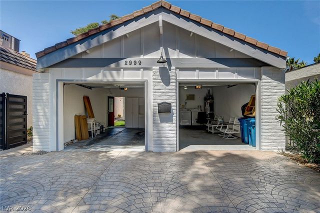 2999 Bel Air Drive, Las Vegas, NV 89109