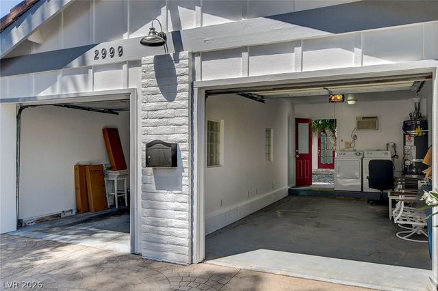 2999 Bel Air Drive, Las Vegas, NV 89109