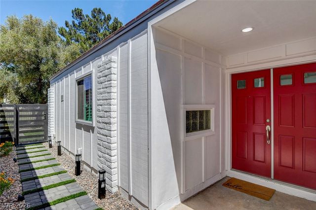 2999 Bel Air Drive, Las Vegas, NV 89109